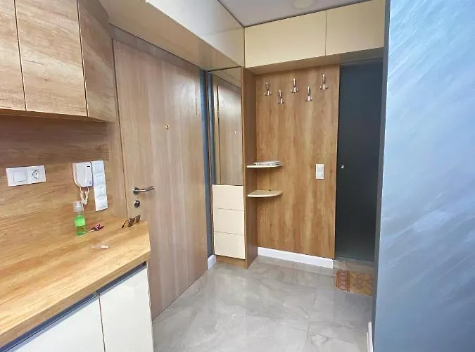 на няколко минути от летището Lejlighed Sofia