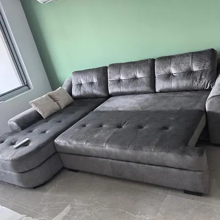 на няколко минути от летището Apartmán