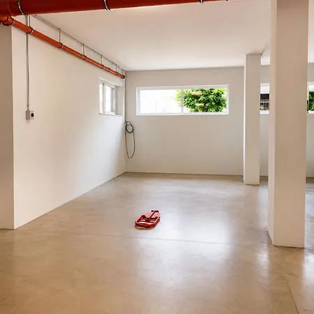 на няколко минути от летището Apartmán