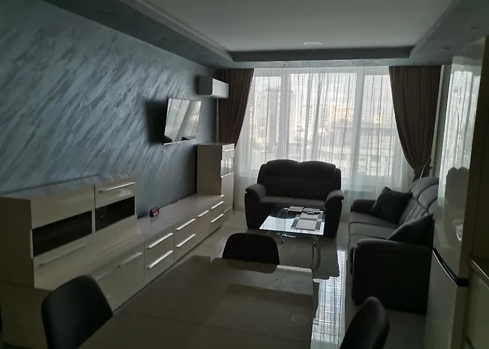 на няколко минути от летището Lejlighed *