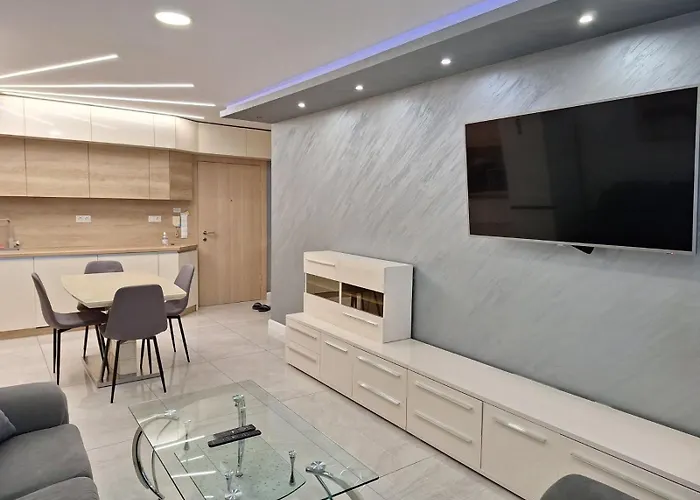 на няколко минути от летището Apartamento